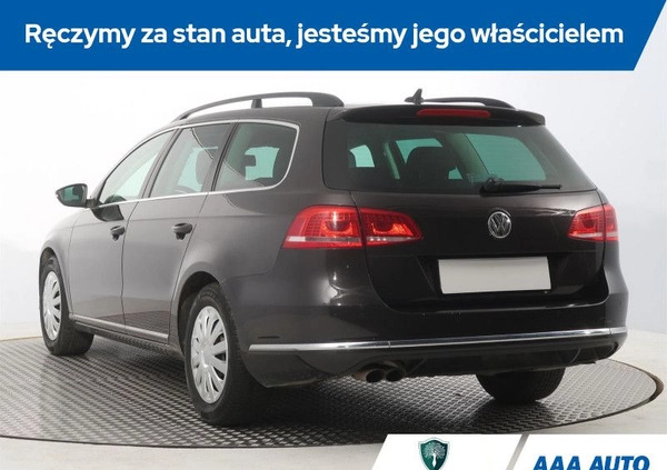 Volkswagen Passat cena 29000 przebieg: 310681, rok produkcji 2011 z Zdzieszowice małe 232